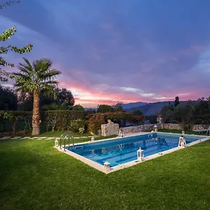 https://sea-view-villa-stelios-with-private-pool-near-the-beach.rethymnohotels.net